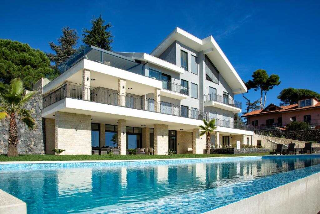 Villa Rita Pool & Spa - villa and pool with sea view in Mascalucia, Sicily